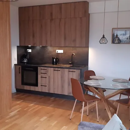 Mezonetový Se Dvéma Balkóny A Výhledem * Loučná pod Klínovcem